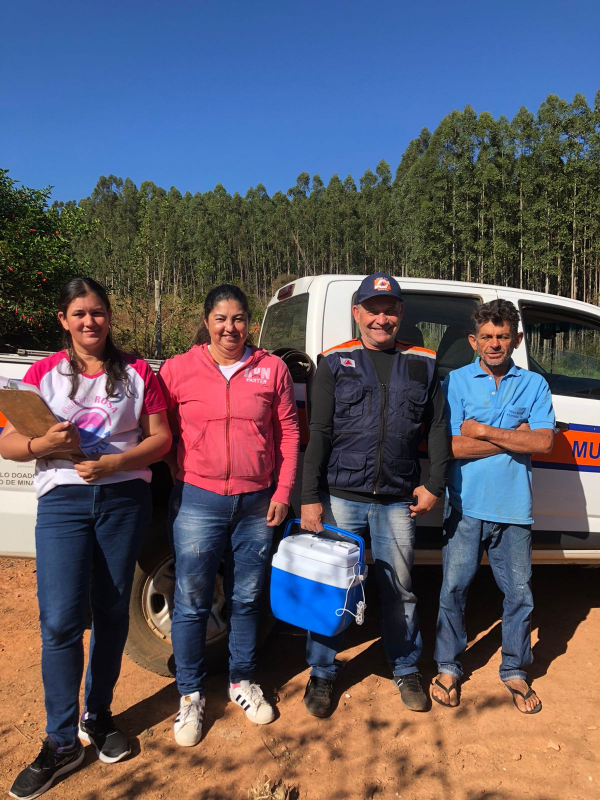 Projeto &quot;Pé na Estrada&quot; leva vacina à comunidade Morro Grande